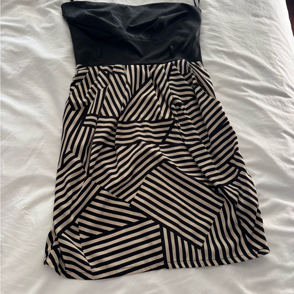 Elegant Black and White Strapless Dress